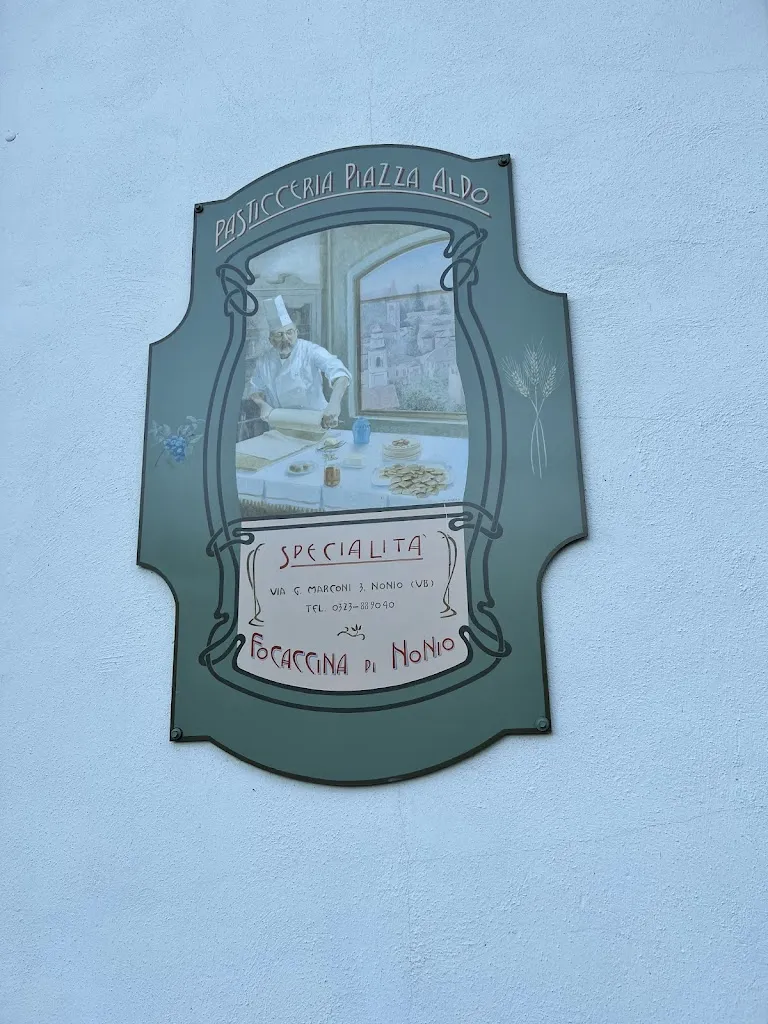 a p_Pasticceria Piazza Aldo_Nonio_review