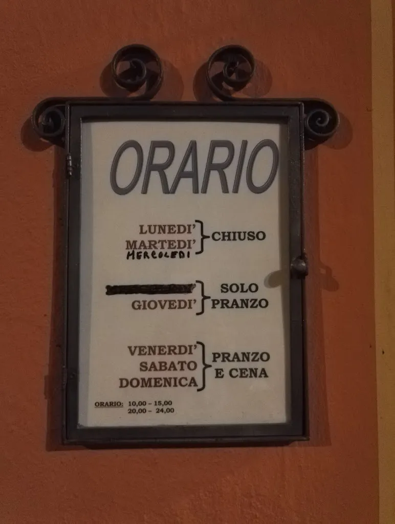 Sarah Nardi_Osteria Vecchia Cooperativa_Nucetto_review