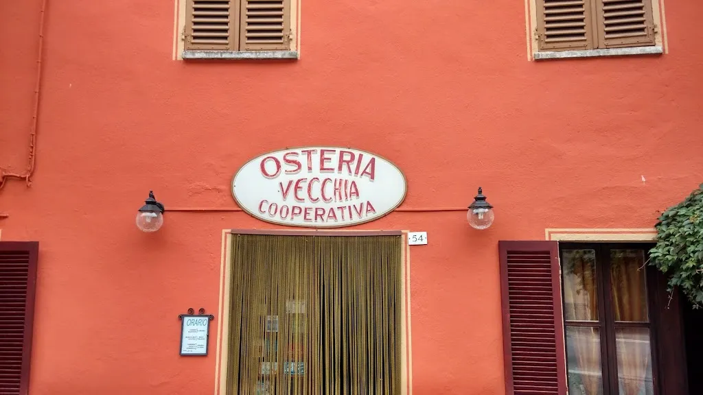 Osteria Vecchia Cooperativa restaurant in Nucetto