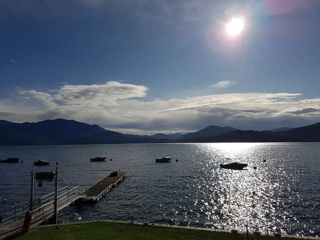 Kosmos Marichuanovitsch_Gonte Oggebbio, Lido Bar_Oggebbio_review