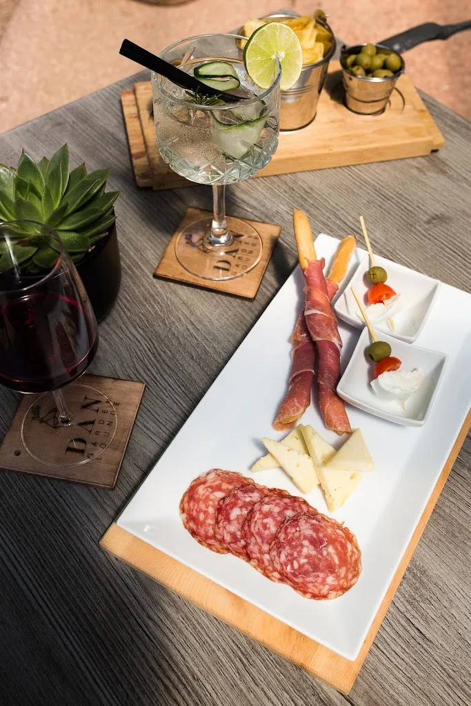 Menu_DAN Garden Lounge_Oleggio Castello_immagine_7