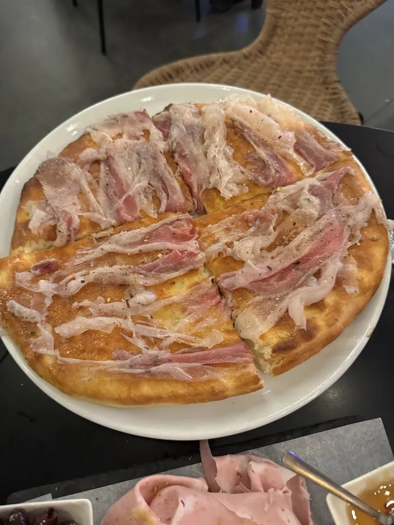 Roberta Tarabini_Botanical_Orbassano_review