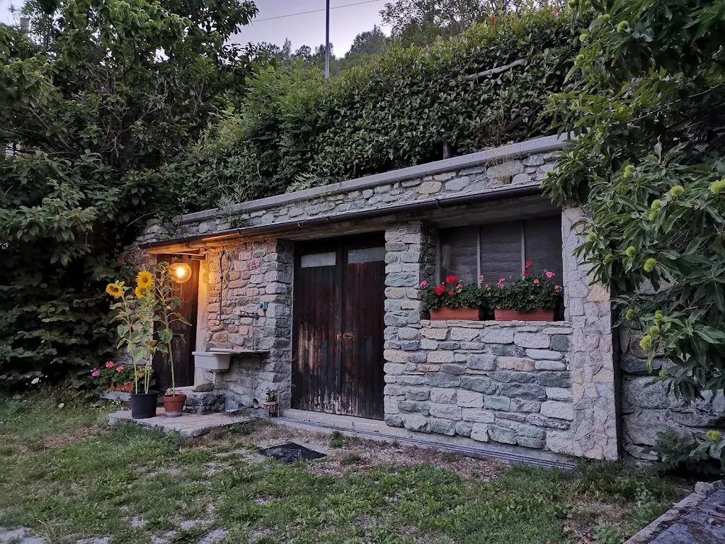 Riserva La Regina Trattoria Pizzeria Area Camper_Ormea_slider_image_3