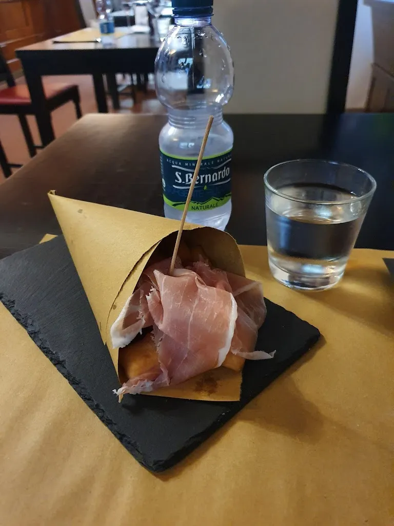 Darlene Louise SIGALA_Caponord_Nizza Monferrato_review