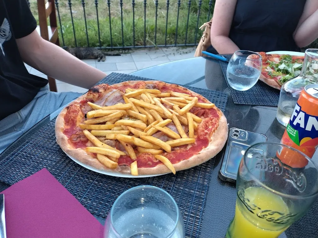 René Sjouwerman_Pizzeria Zena_Nizza Monferrato_review