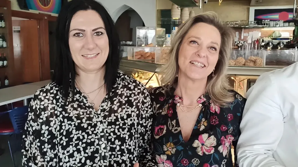 Prosit Bar_Cursi_slider_image_2