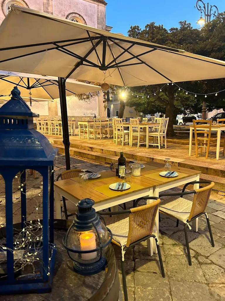 Pesce Fritto E Baccalà restaurant in Cutrofiano