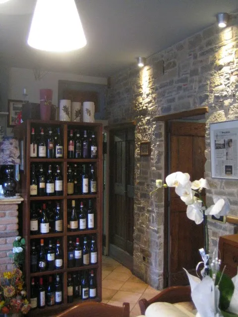 Trattoria Salvetti restaurant in Paroldo