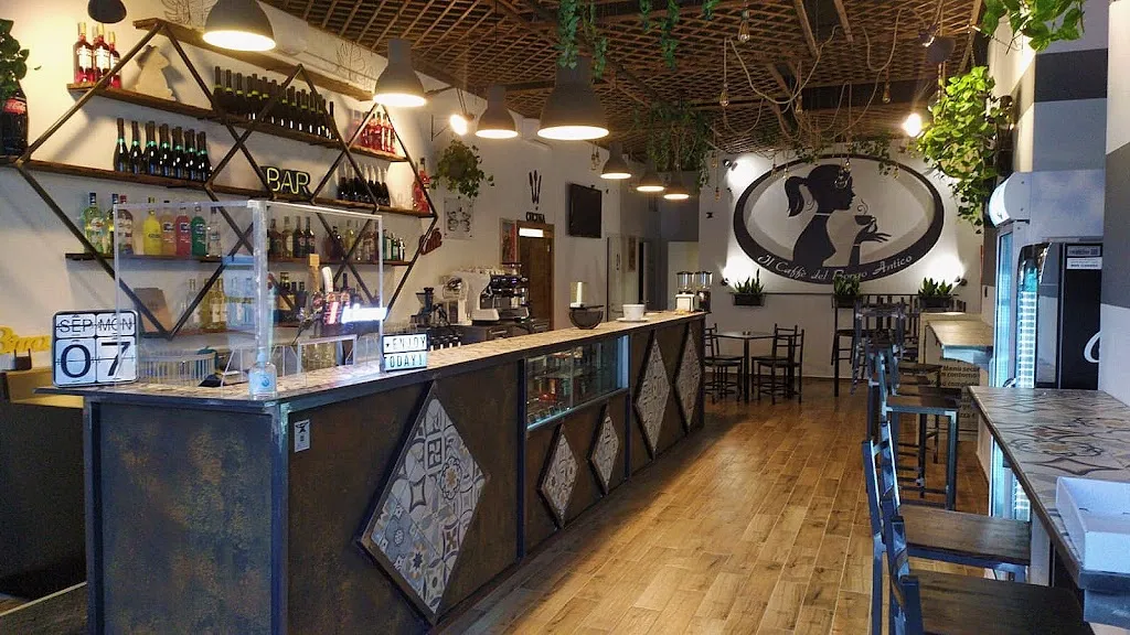 Il Caffè del Borgo Antico restaurant in Paruzzaro