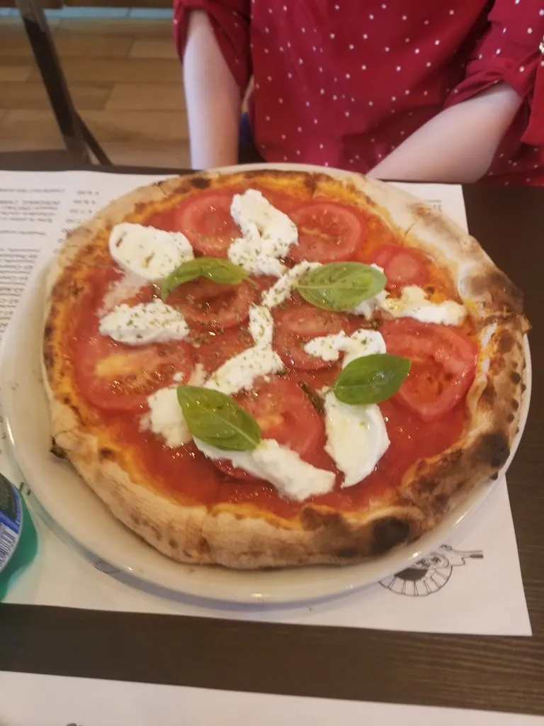 Voglio La Pizza - Paruzzaro_Paruzzaro_slider_image_3