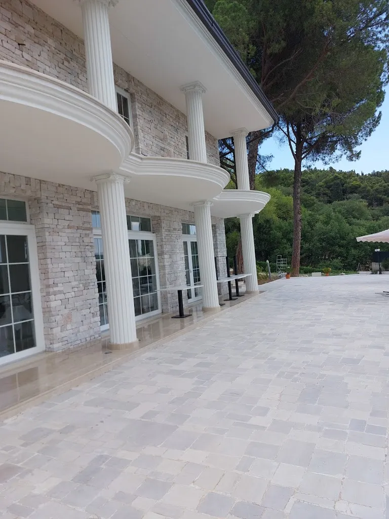 Claudio Sole_Il Varco_Deliceto_review