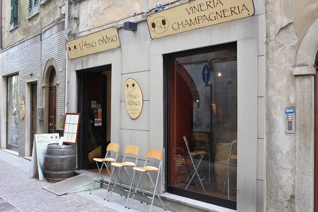 Quartino diVino Ristorante Champagneria restaurant in Ovada