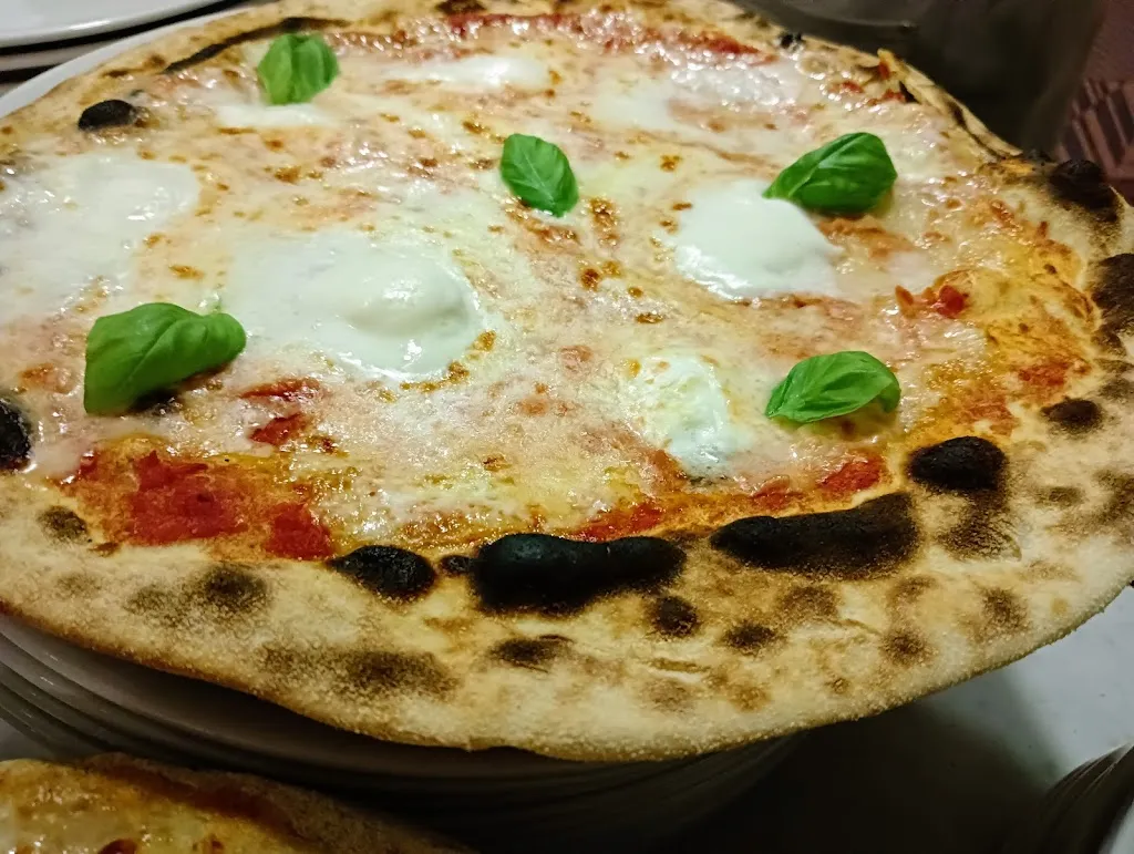 Pizzeria Napoli Di De Rosa Annalisa_Ovada_slider_image_2