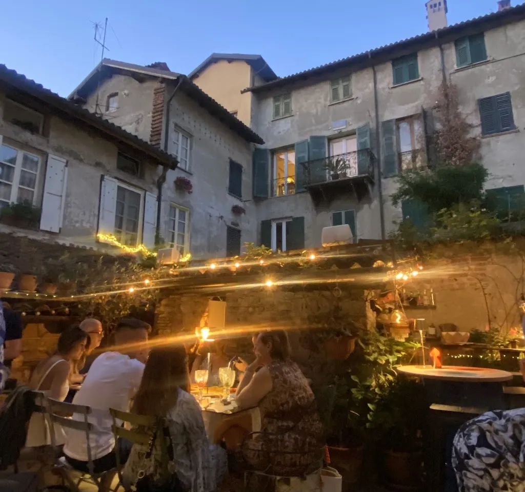 Claudia Verstegen_Om Garden_Ovada_review