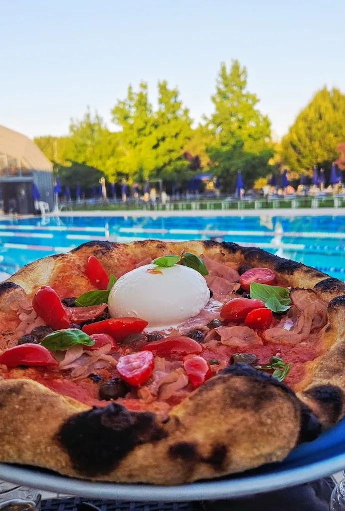 Il Gadano in Piscina 🏊‍♂️ restaurant in Ovada