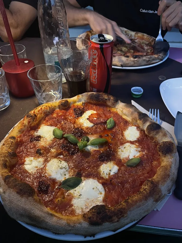 Pizzeria Le Aie_Ovada_slider_image_3