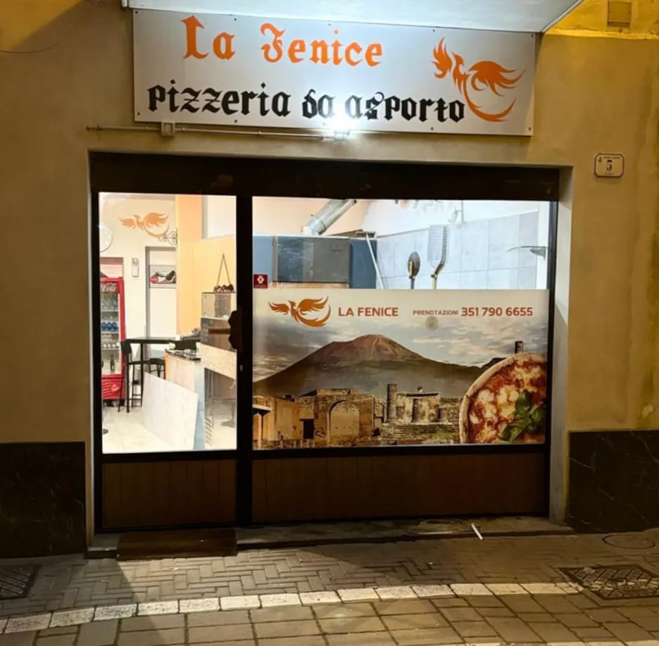 La Fenice - Pizzeria d'asporto restaurant in Pavone Canavese