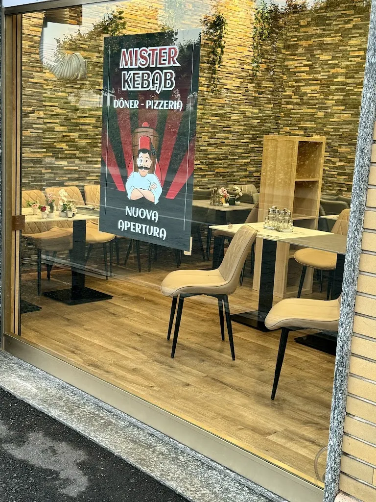 Mister Kebab restaurant in Pernate