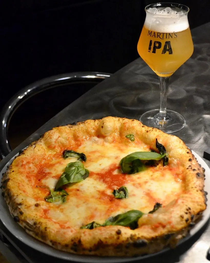 Ristorante Pizzeria L'Escalier_Pecetto_slider_image_2