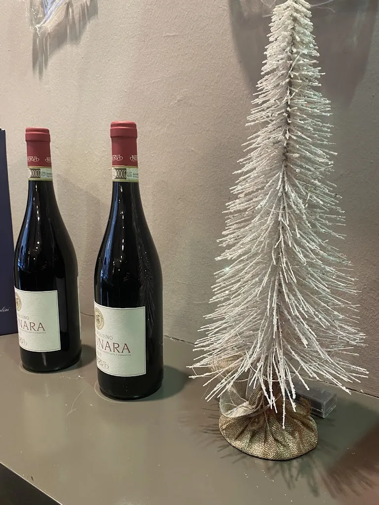 andrea benacchio_Interno3 Ristorante e bottega gastronomica_Pertengo_review