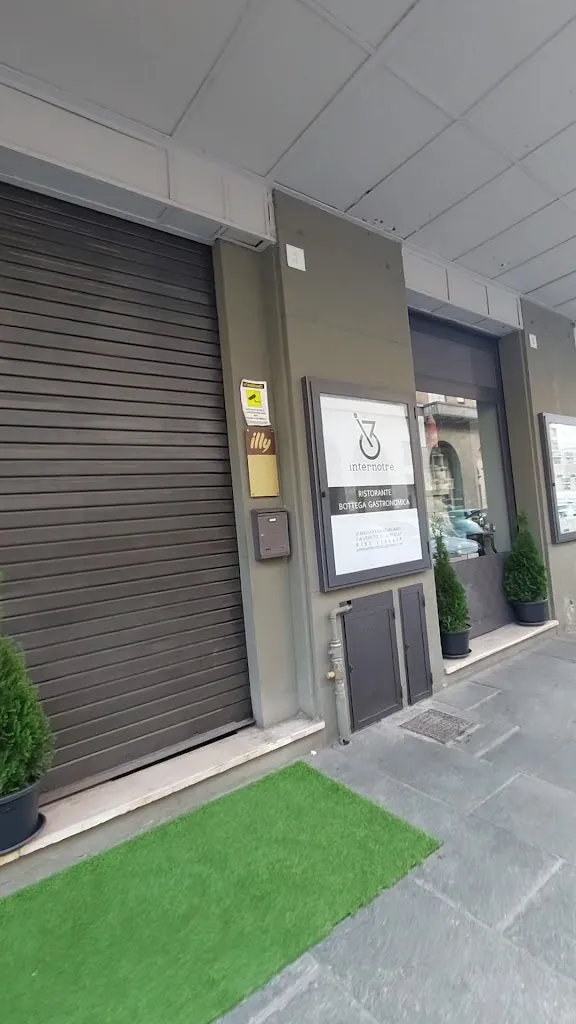 Interno3 Ristorante e bottega gastronomica_Pertengo_slider_image_2