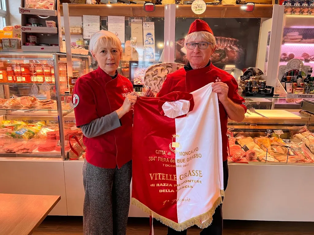 RistoMacelleria Rosso27, Macelleria Limberti_Pertengo_slider_image_2