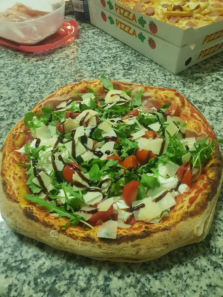 Pizzeria restaurant in Pezzana