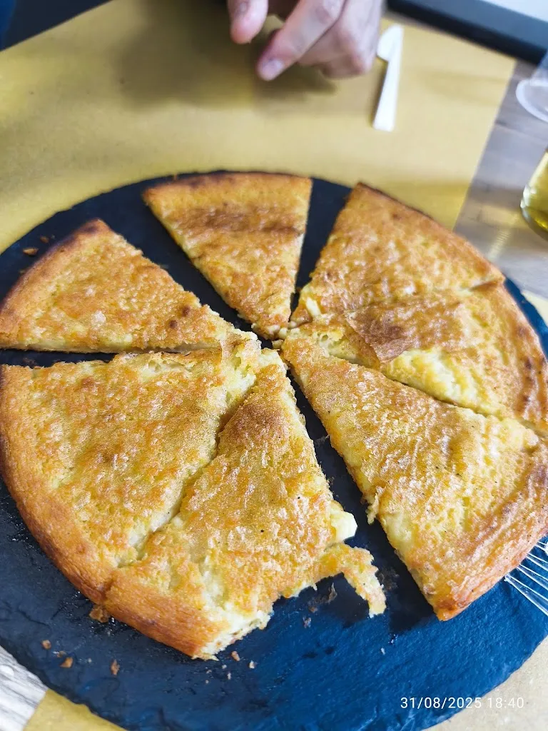 Claudia Cripstak_Pizzeria Il muretto_Piana San Raffaele_review