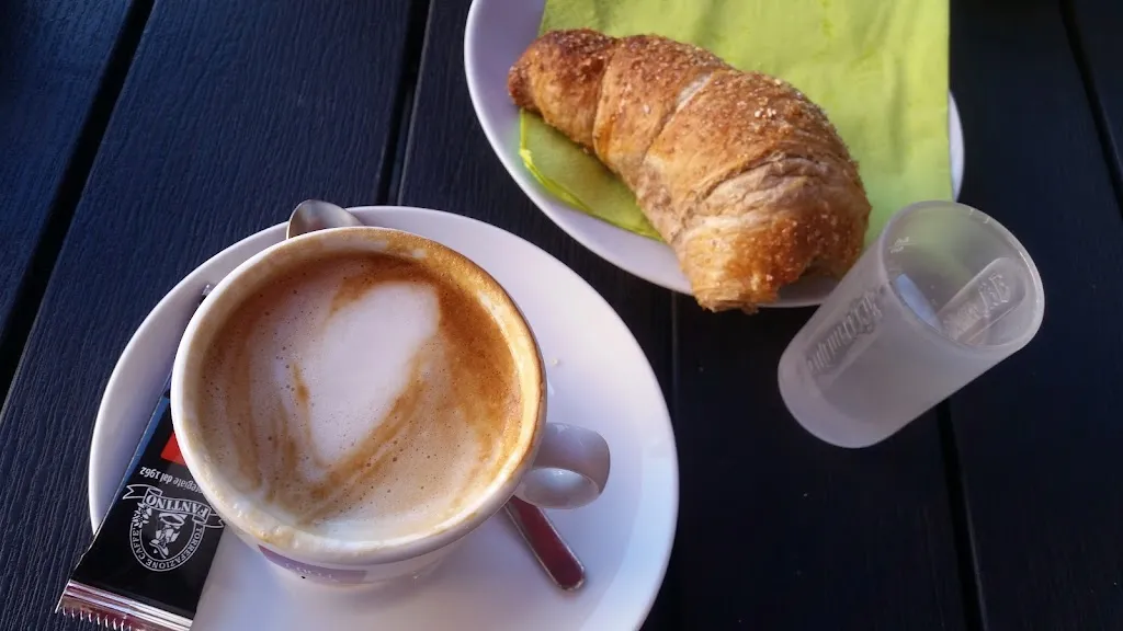 Vera Viale_Bar La Saletta_Peveragno_review