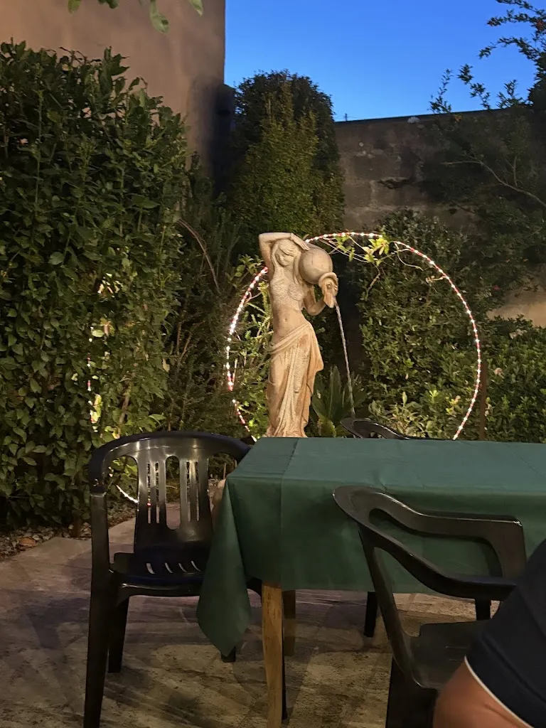 Danielle_L'Angolo Felice_Erchie_review