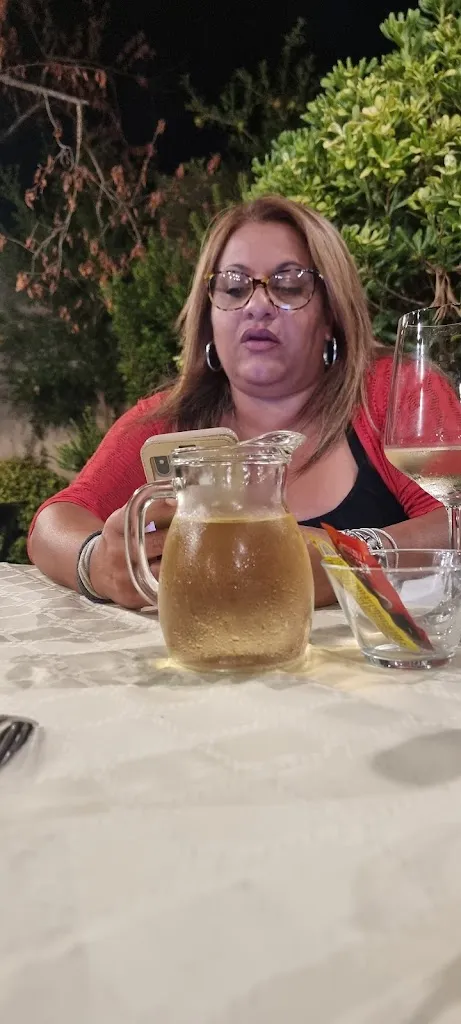 Gianni Carrozzo_L'Angolo Felice_Erchie_review