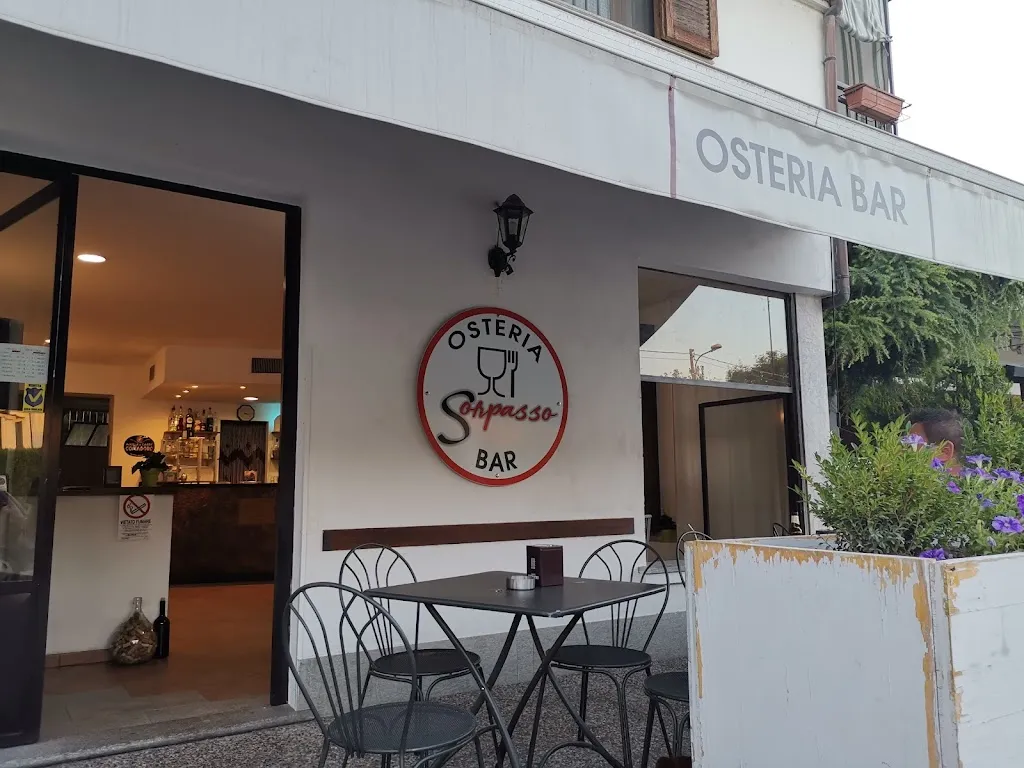 Osteria SORPASSO restaurant in Piano-Molini d'Isola