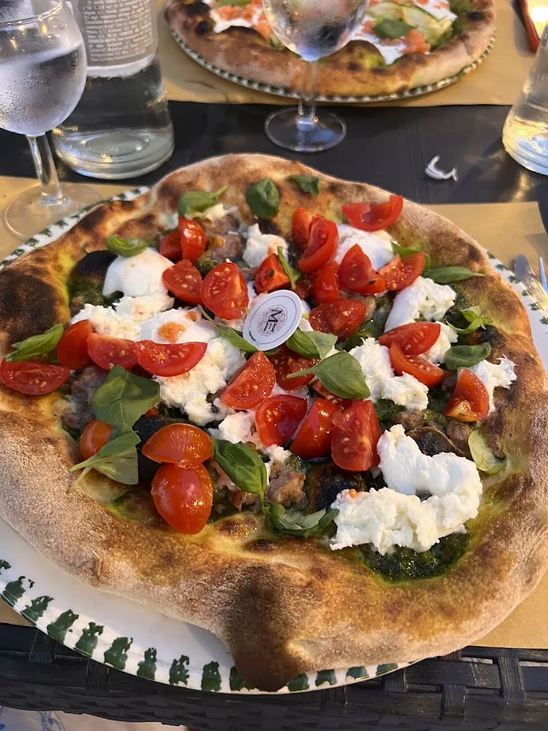 Club House_Pianfei_slider_image_2