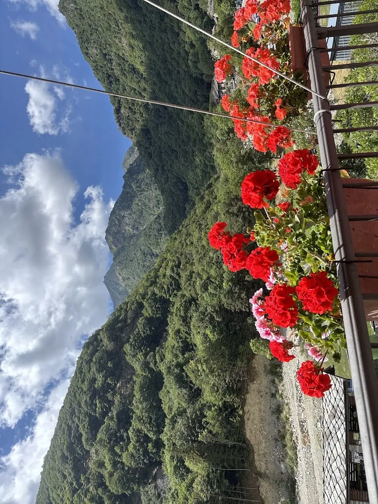 Marika_Hotel Restaurant Bar Rosa Bianca_Piedicavallo_review