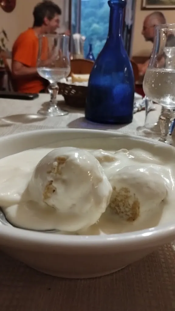 Roberta Ramella_Hotel Restaurant Bar Rosa Bianca_Piedicavallo_review