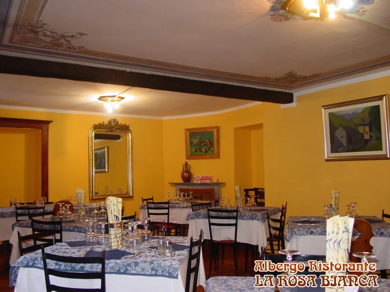 Hotel Restaurant Bar Rosa Bianca_Piedicavallo_slider_image_3