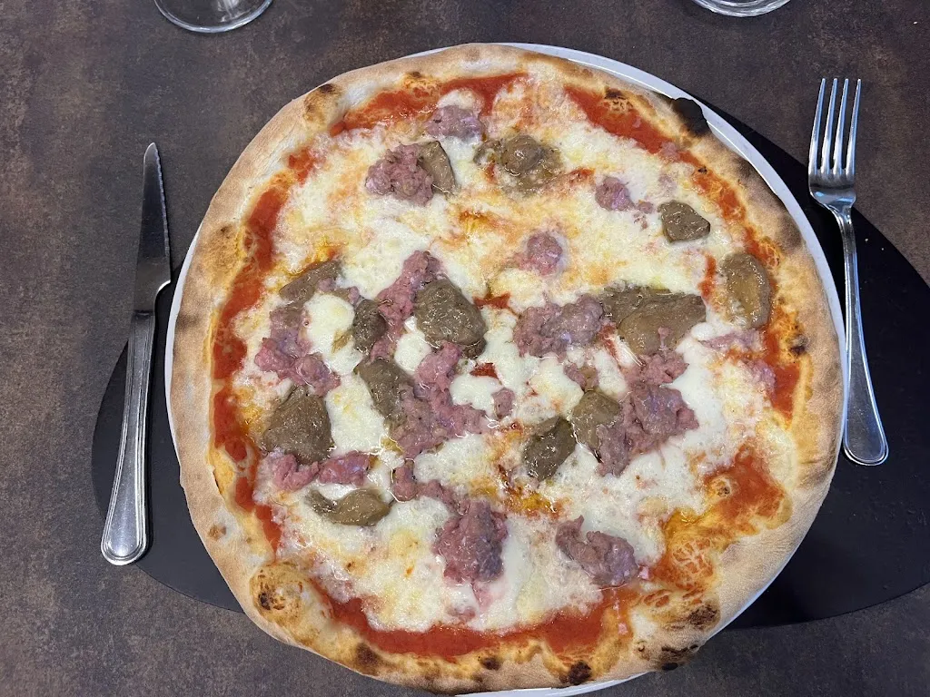 Ristorante Pizzeria Monterosa_Piedimulera_slider_image_3