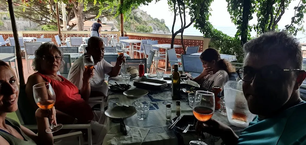 Kiyan Blal_Edoné_Erchie_review