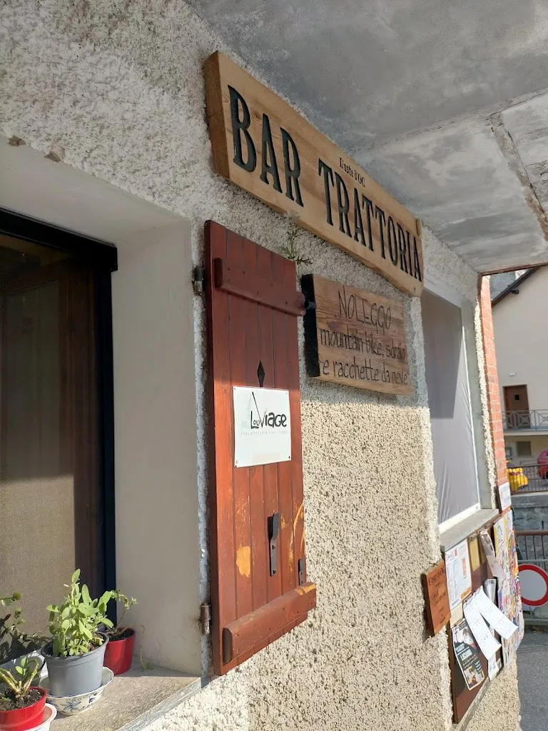 Loste Doc Di Mozzi Giovanni E C. Snc restaurant in Pietraporzio