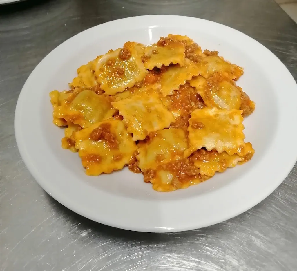 Ristorante-Ostello-Camping Cento Sentieri_Pietraporzio_slider_image_2