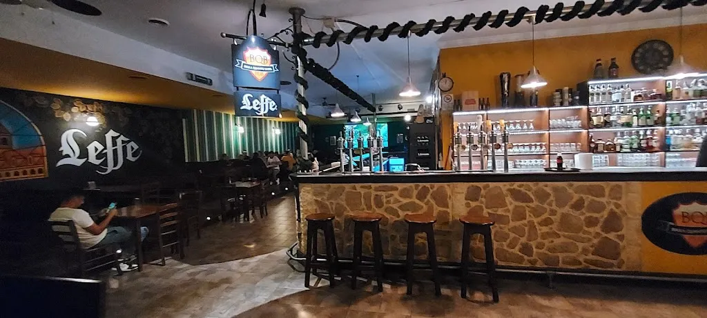 BQB Pub a Piobesi Torinese - Birreria, hamburger e pizzeria restaurant in Piobesi Torinese