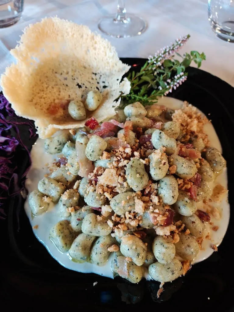 Marina Garavaglia_Rifugio Meggianna_Piode_review