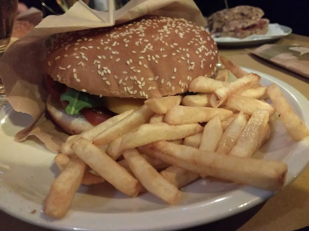 Menu_Flatus Vitae Beer Pub_Erchie_image_5