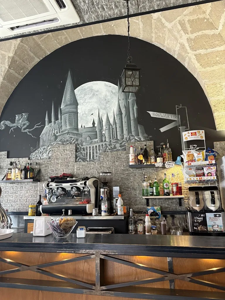 Sirius Black Art Café_Erchie_slider_image_3