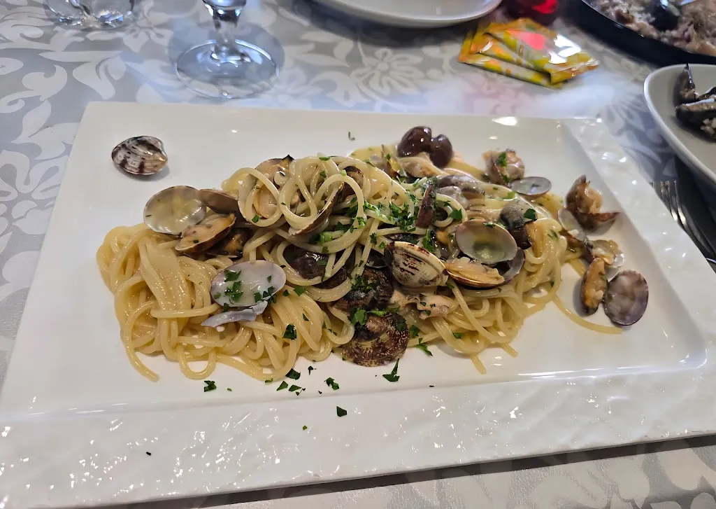 Trattoria Pizzeria Donna Maria_Piossasco_slider_image_3