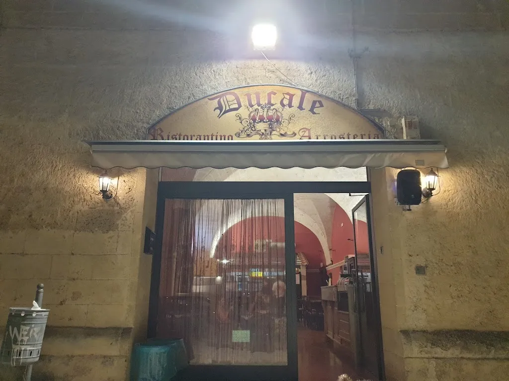 Ristorantino Pizzeria Bar Ducale_Erchie_slider_image_1