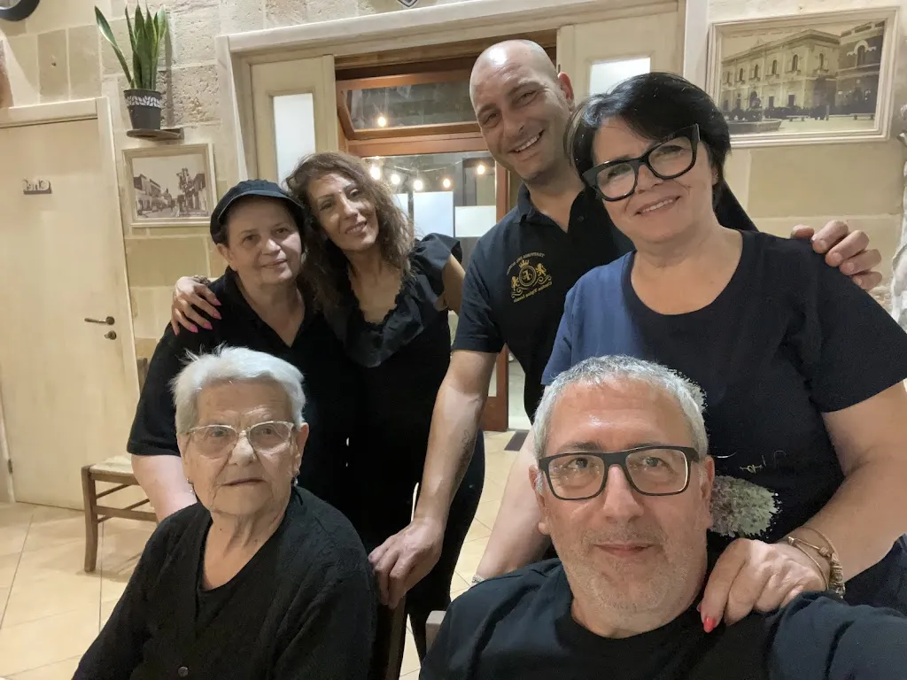 TRATTORIA DEL BORGO ristorante a Erchie