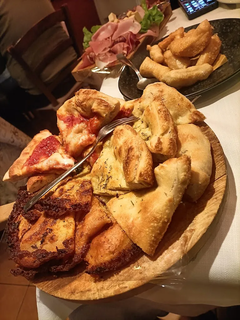 Antonio de rose_Lakascina Ristorante - Pizzeria al tegamino_Piverone_review