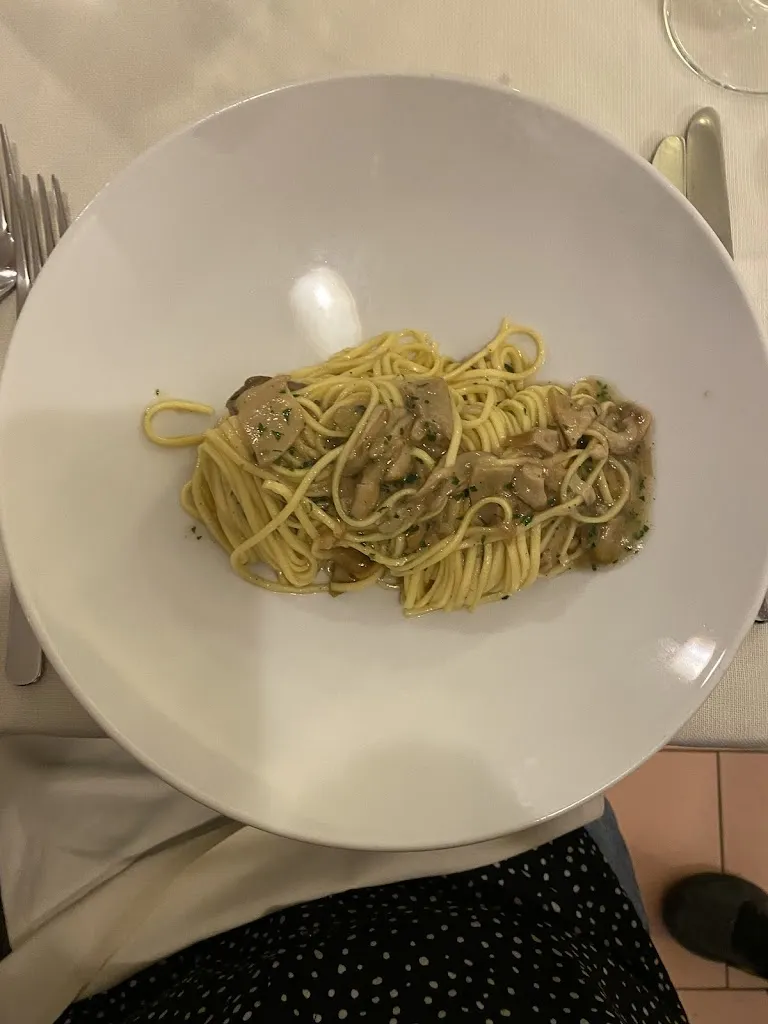 Yael Zelicovici_Da Enrico_Piverone_review