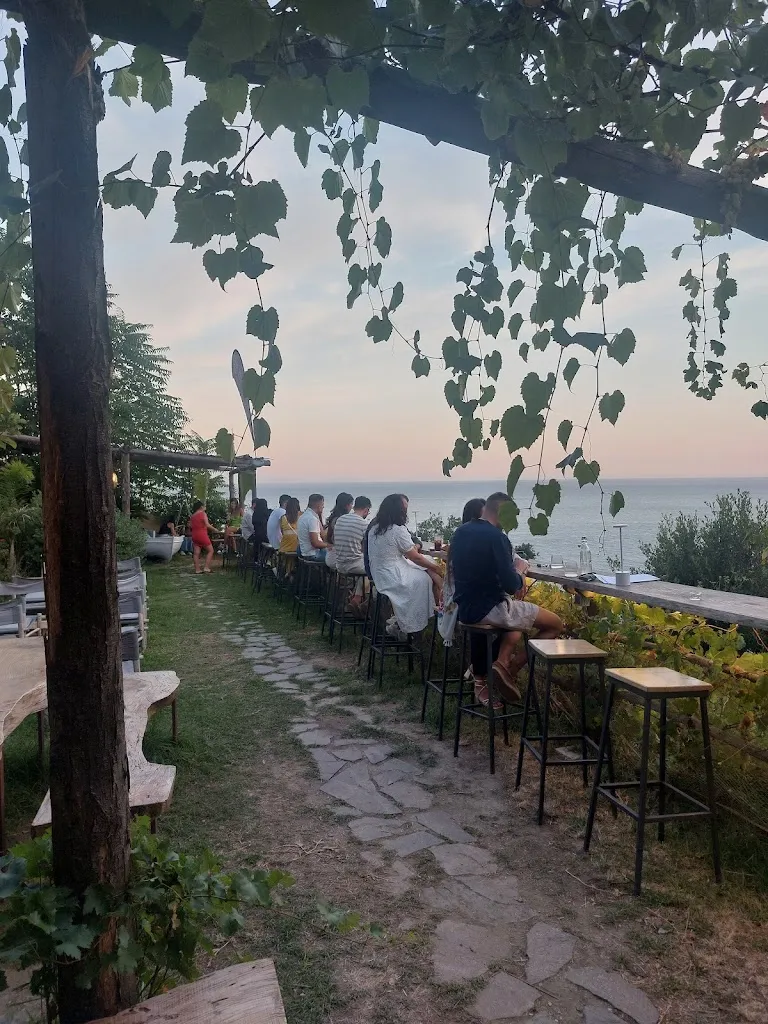 CRIA restaurant in Erchie